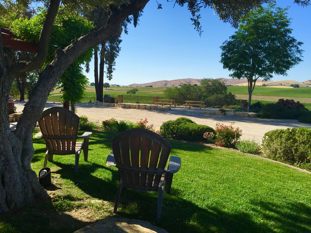 Four Sisters Ranch Vineyards & Winery photo 2
