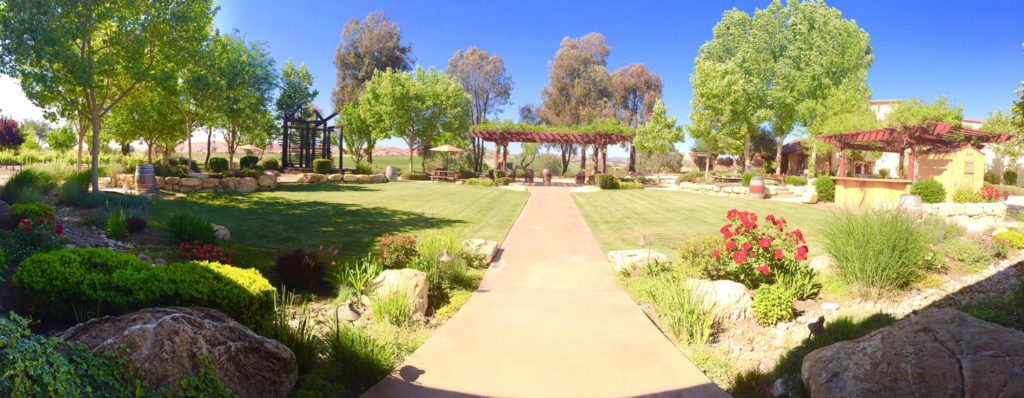 Four Sisters Ranch Vineyards & Winery photo 4
