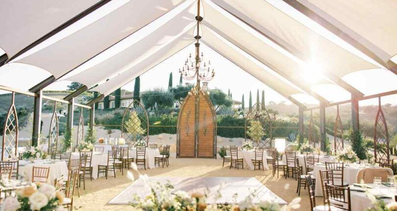 NEW Venue: Villa de Lucca,